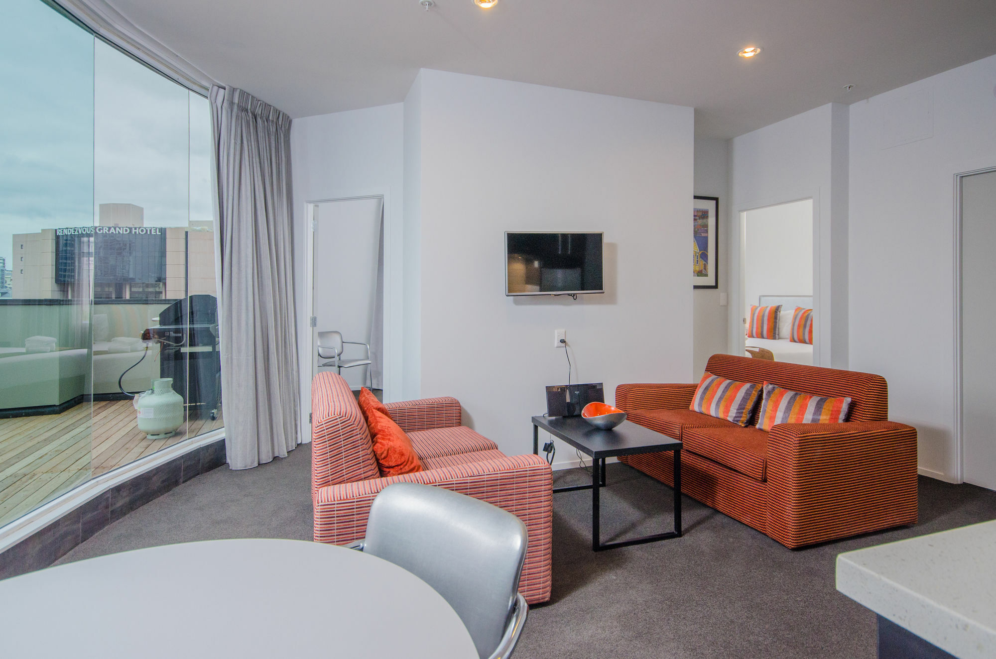 Ramada Suites By Wyndham Auckland - Federal Street ภายนอก รูปภาพ